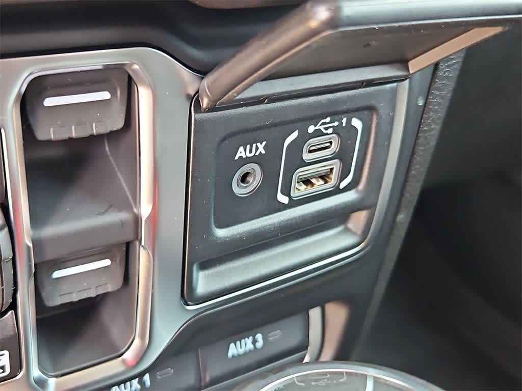 Thumbnail: 2026 Jeep Gladiator - 32