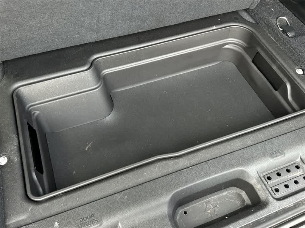 Thumbnail: 2019 Jeep Wrangler - 23