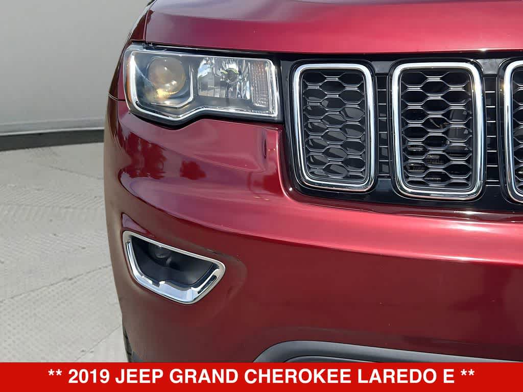 Thumbnail: 2019 Jeep Grand Cherokee - 11