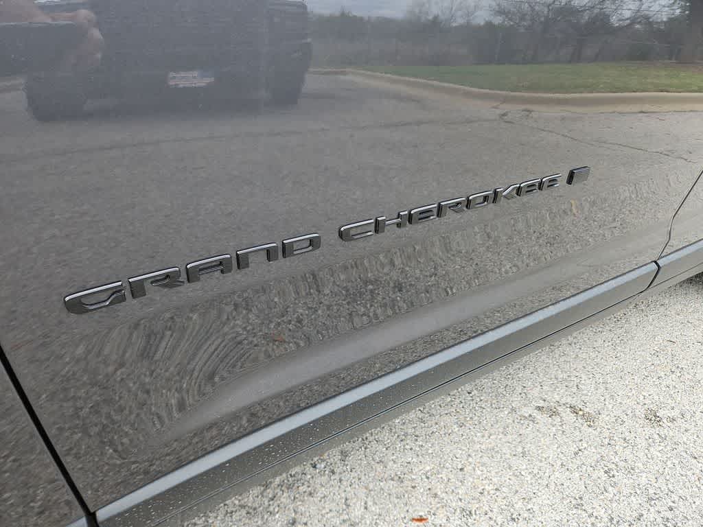 Thumbnail: 2025 Jeep Grand Cherokee L - 12