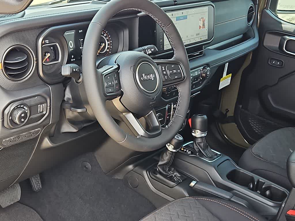 Thumbnail: 2026 Jeep Gladiator - 10