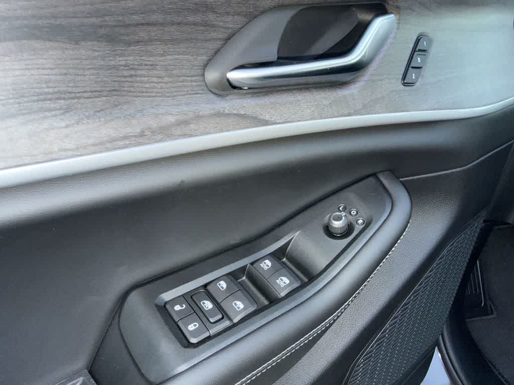 Thumbnail: 2025 Jeep Grand Cherokee - 23