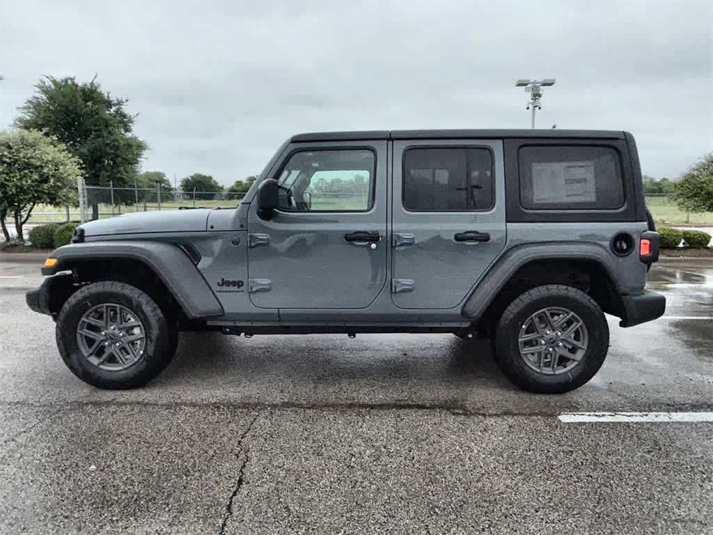 Thumbnail: 2025 Jeep Wrangler - 3