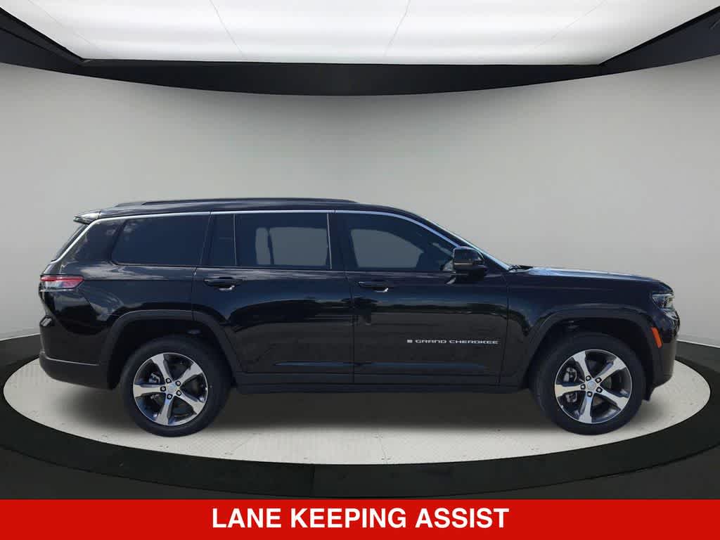 Thumbnail: 2026 Jeep Grand Cherokee L - 7