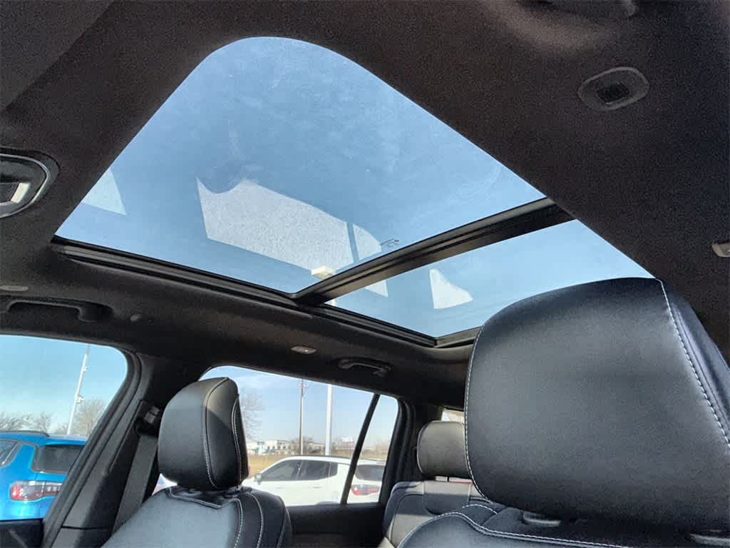 Thumbnail: 2025 Jeep Grand Cherokee L - 25