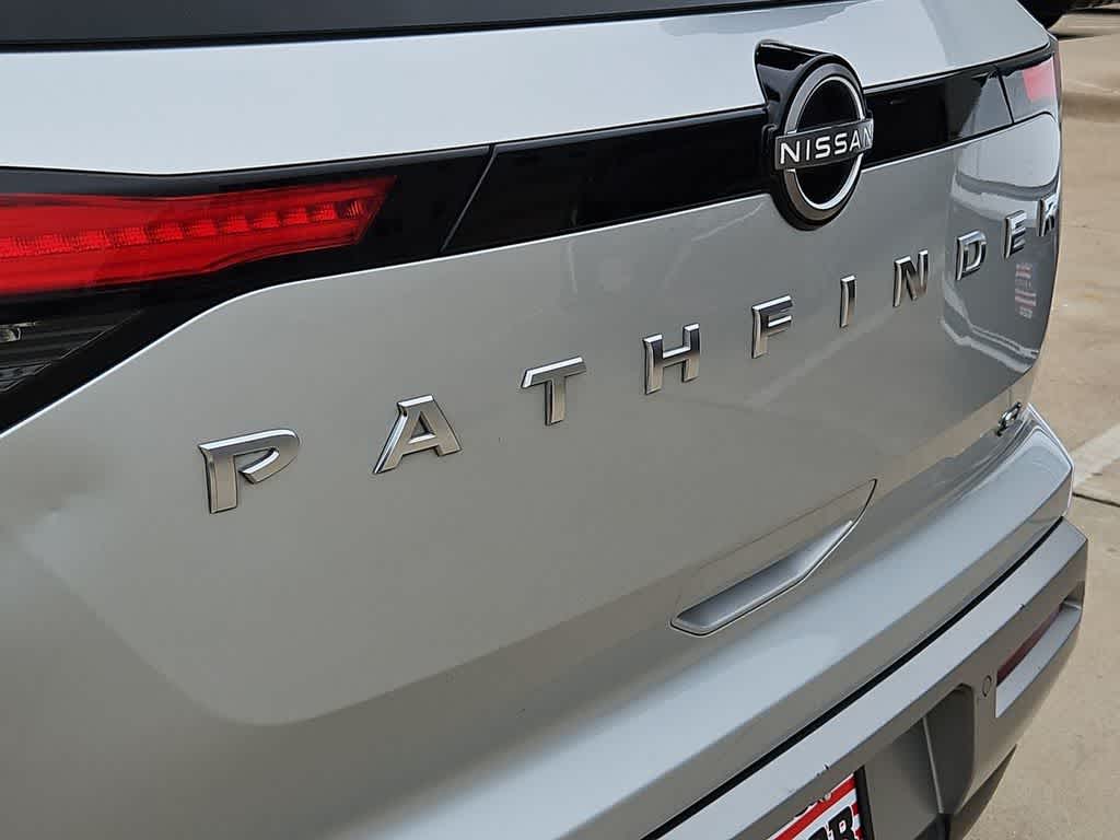 Thumbnail: 2023 Nissan Pathfinder - 13