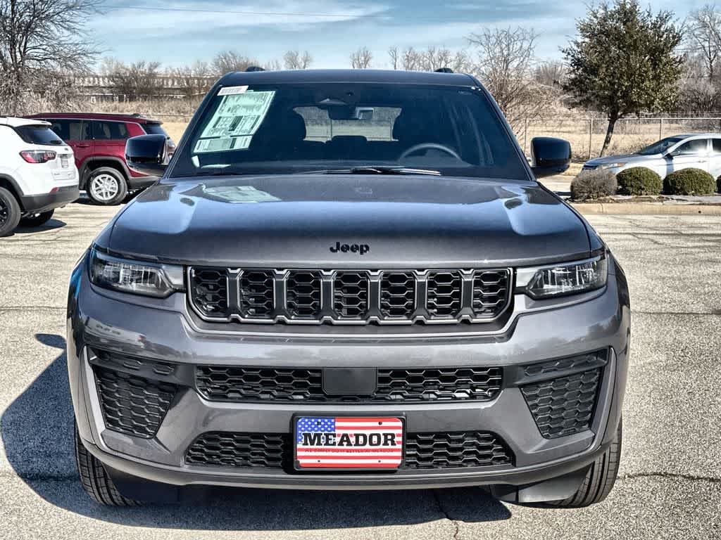 Thumbnail: 2026 Jeep Grand Cherokee - 7