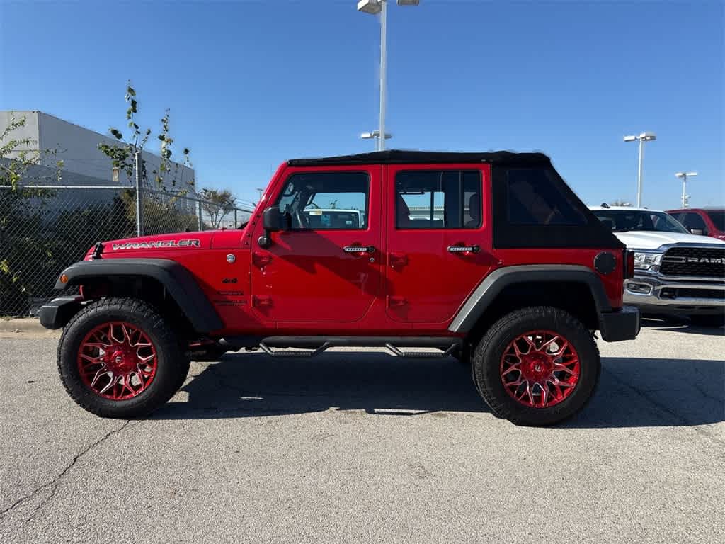 Thumbnail: 2015 Jeep Wrangler - 3