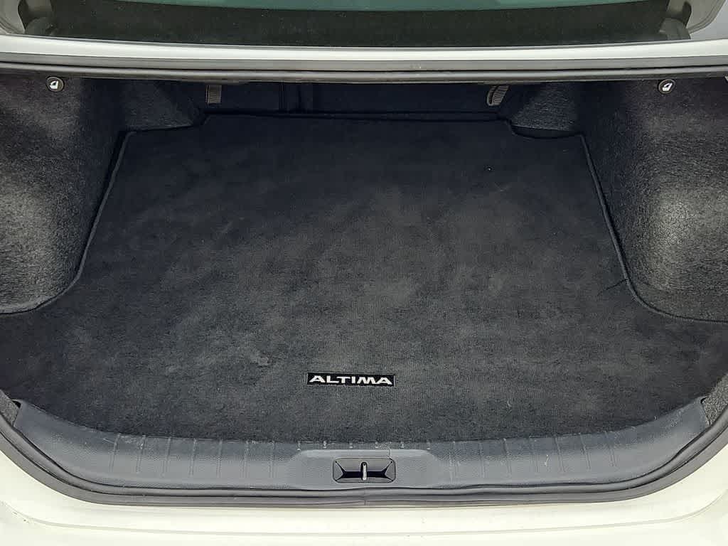 Thumbnail: 2024 Nissan Altima - 33