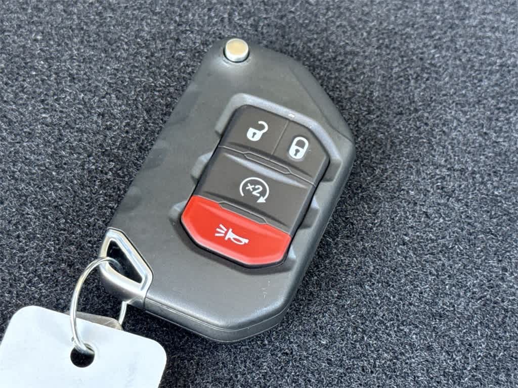 Thumbnail: 2025 Jeep Wrangler - 21