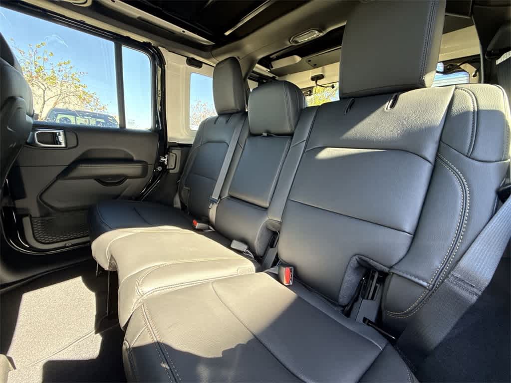 Thumbnail: 2026 Jeep Wrangler - 13