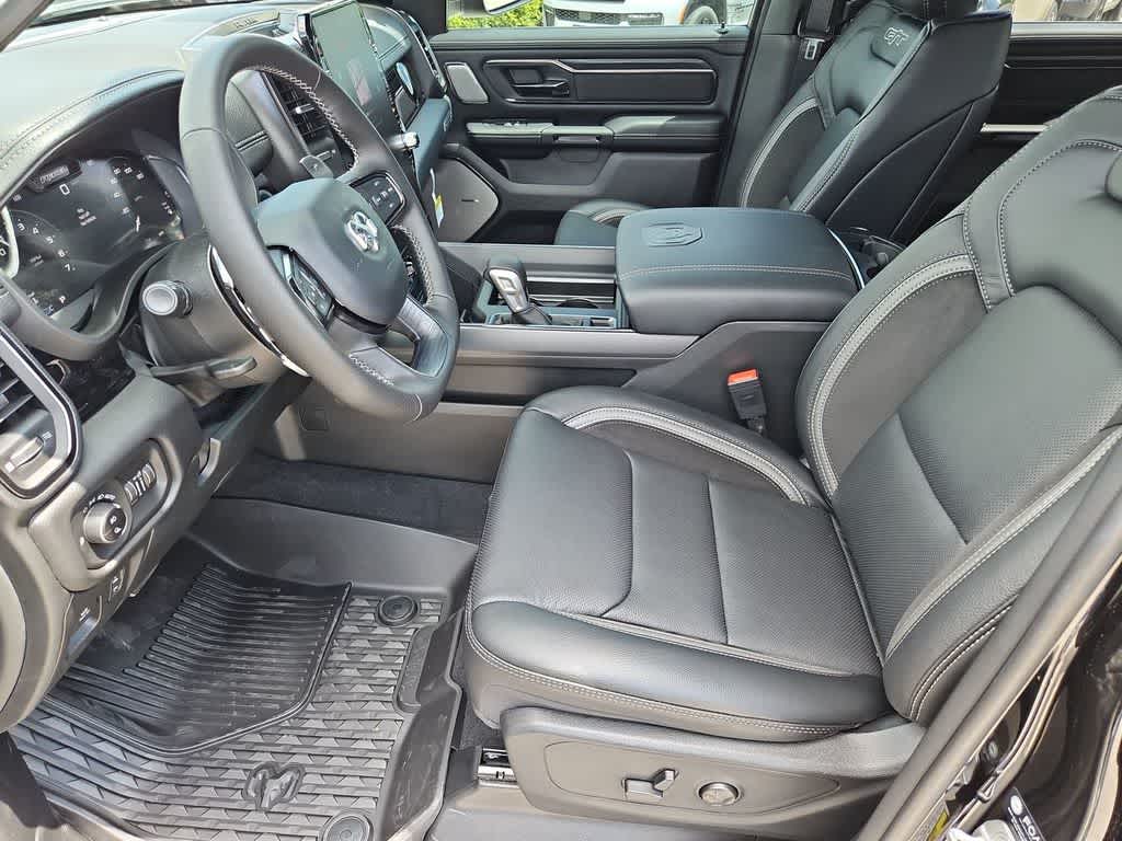 Thumbnail: 2026 RAM 1500 - 17