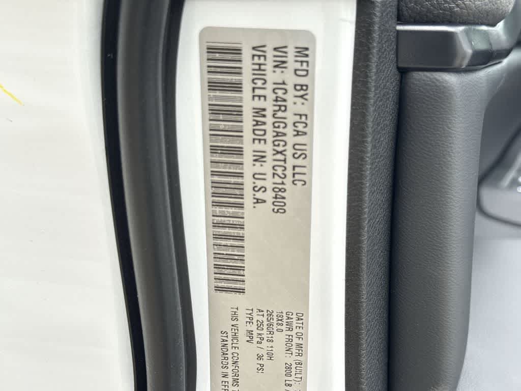 Thumbnail: 2026 Jeep Grand Cherokee - 26