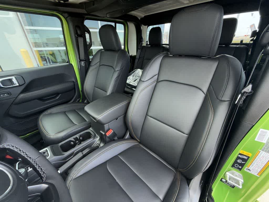 Thumbnail: 2025 Jeep Gladiator - 10