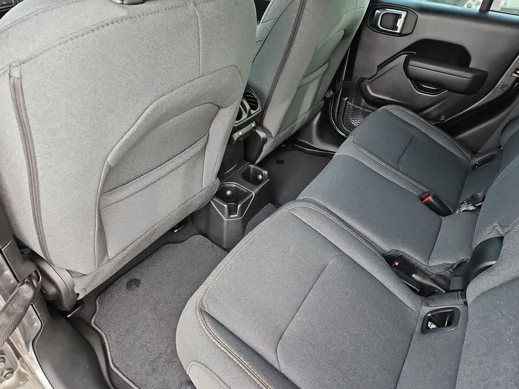 Thumbnail: 2026 Jeep Gladiator - 19