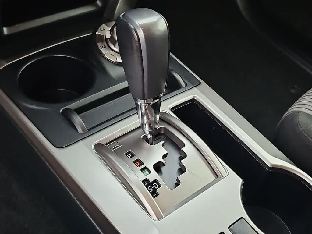 Thumbnail: 2024 Toyota 4Runner - 31