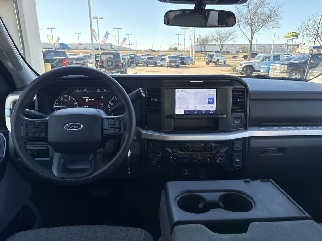 Thumbnail: 2025 Ford F-250 - 16
