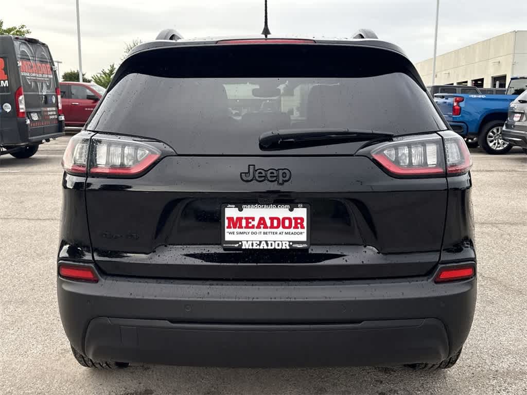 Thumbnail: 2023 Jeep Cherokee - 5