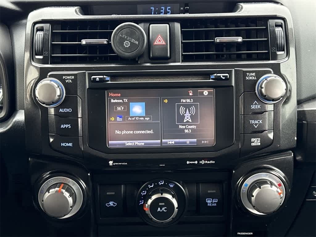 Thumbnail: 2016 Toyota 4Runner - 17