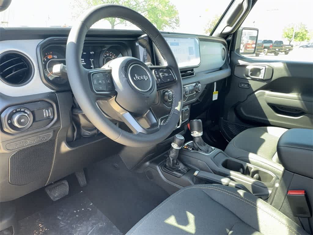 2025 Jeep Wrangler Sport S photo 2
