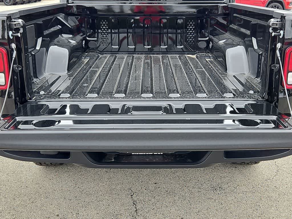 Thumbnail: 2026 Jeep Gladiator - 33