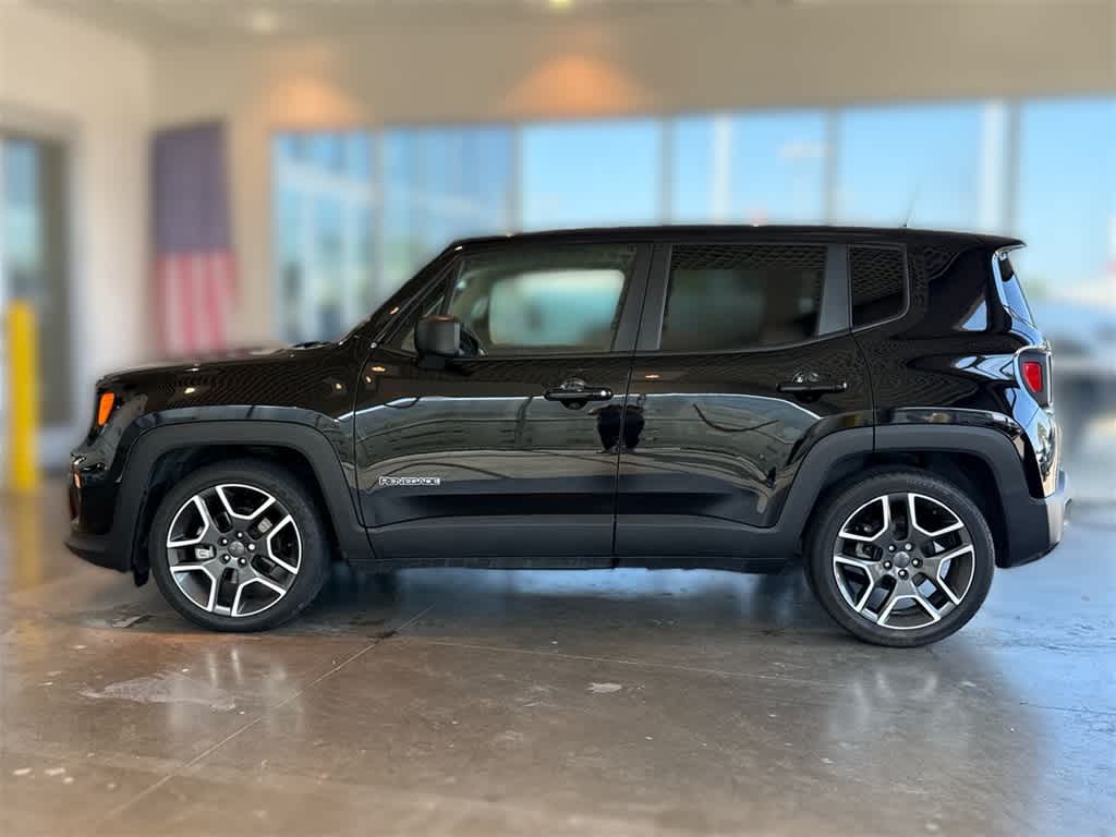 Thumbnail: 2021 Jeep Renegade - 3