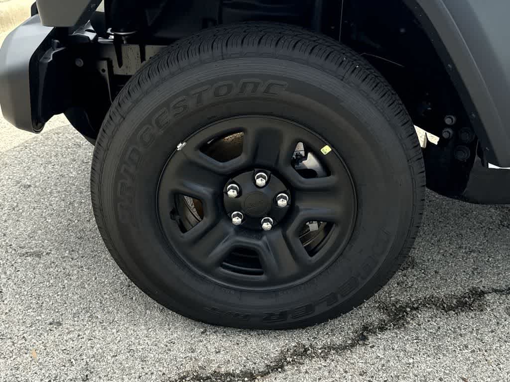 Thumbnail: 2026 Jeep Gladiator - 9