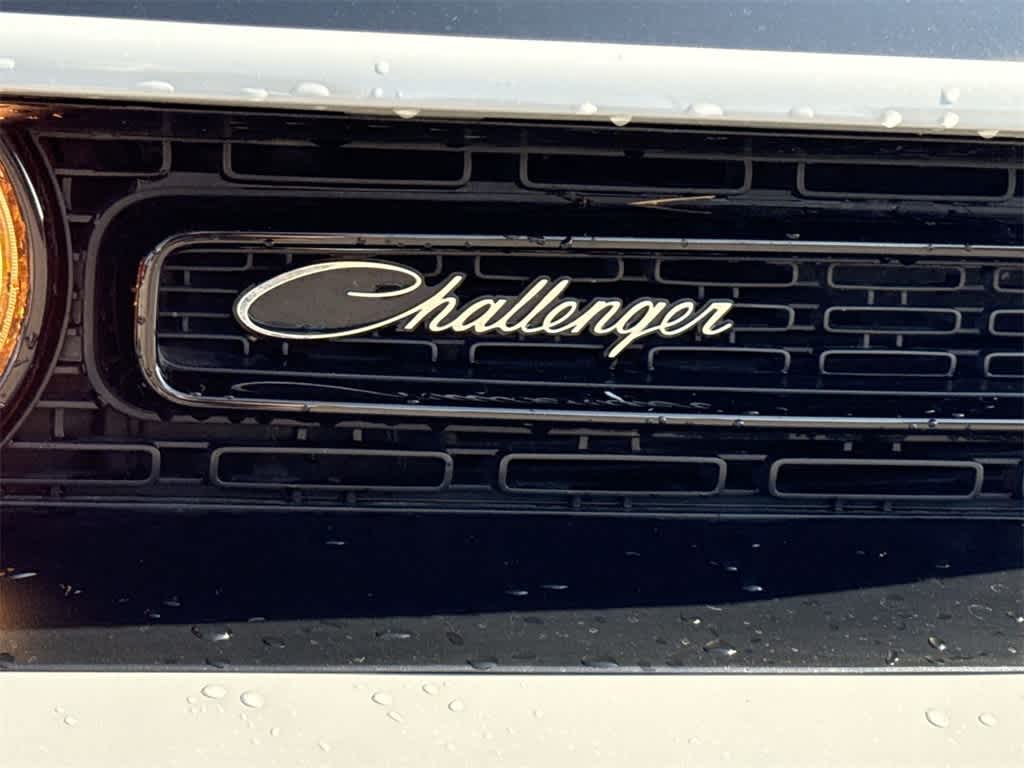 Thumbnail: 2021 Dodge Challenger - 7