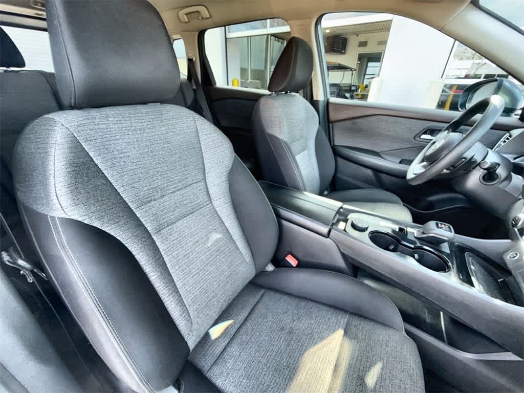 Thumbnail: 2023 Nissan Rogue - 14