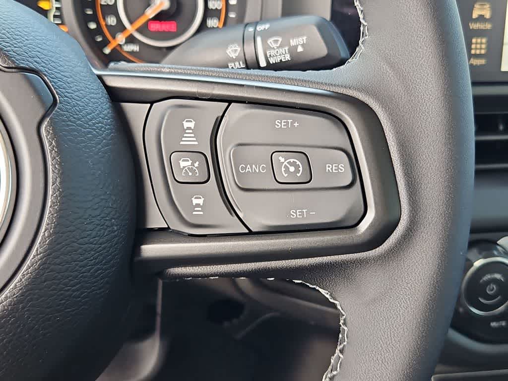 Thumbnail: 2026 Jeep Gladiator - 25