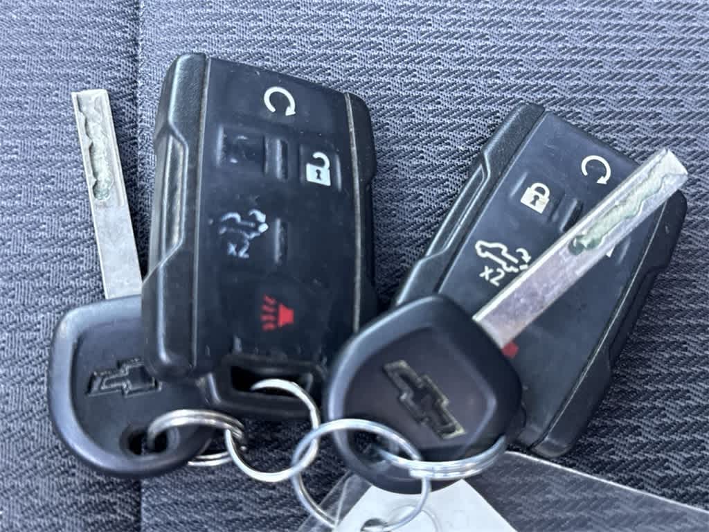 Thumbnail: 2020 Chevrolet Silverado 1500 - 22