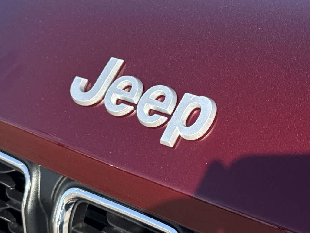 Thumbnail: 2026 Jeep Grand Cherokee - 10