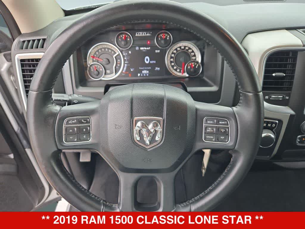 Thumbnail: 2019 RAM 1500 Classic - 21