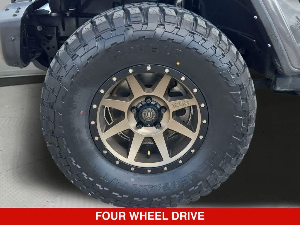 Thumbnail: 2021 Jeep Gladiator - 12