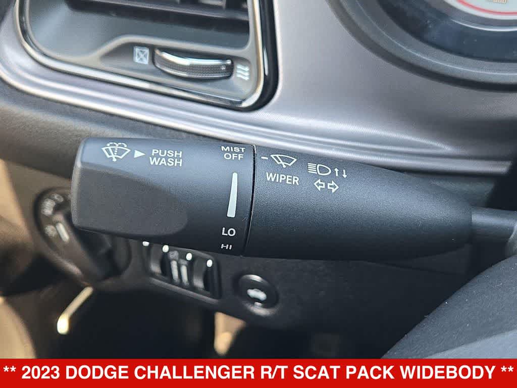 Thumbnail: 2023 Dodge Challenger - 24