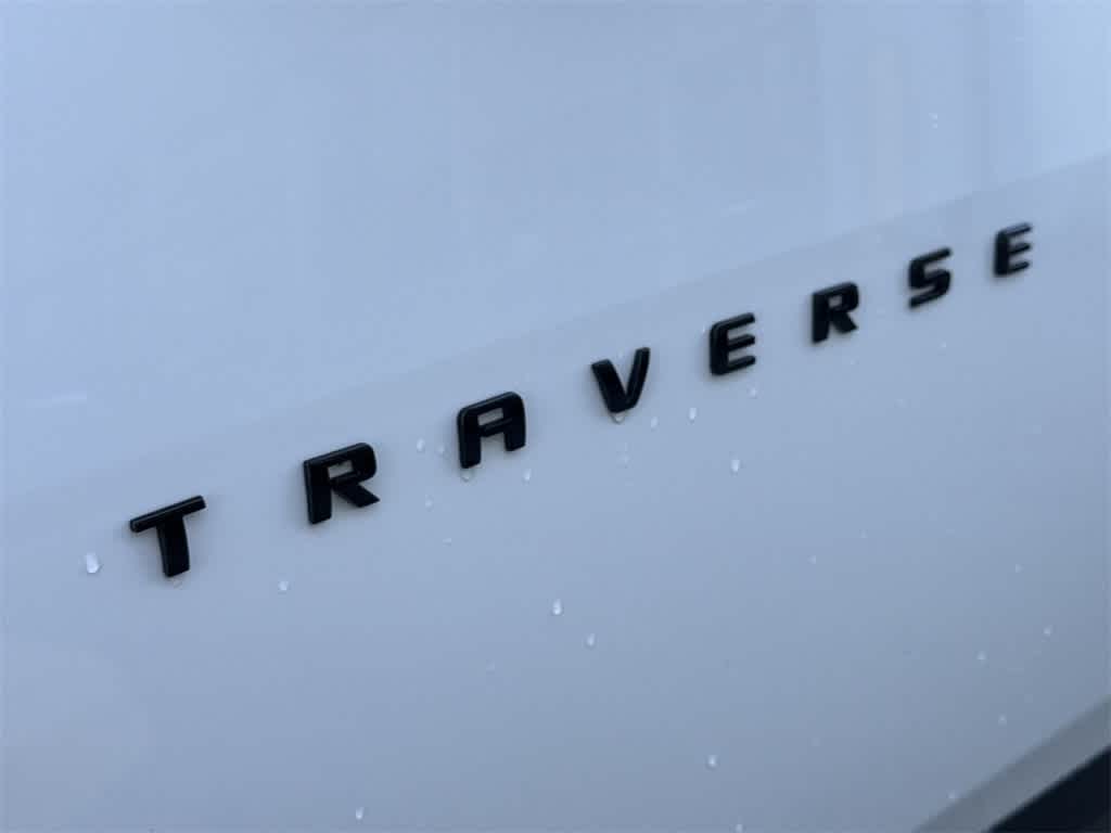 Thumbnail: 2021 Chevrolet Traverse - 7