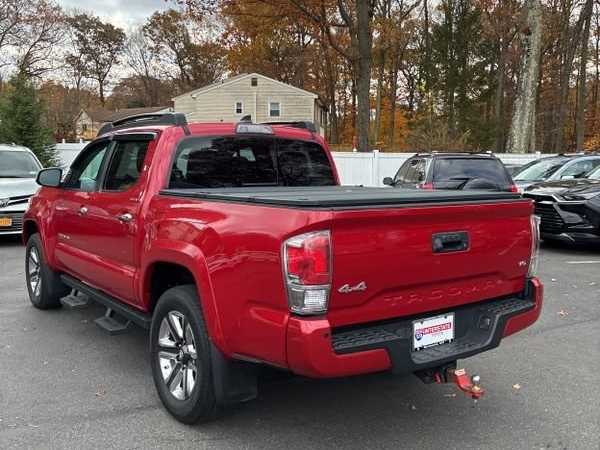 Thumbnail: 2019 Toyota Tacoma - 6