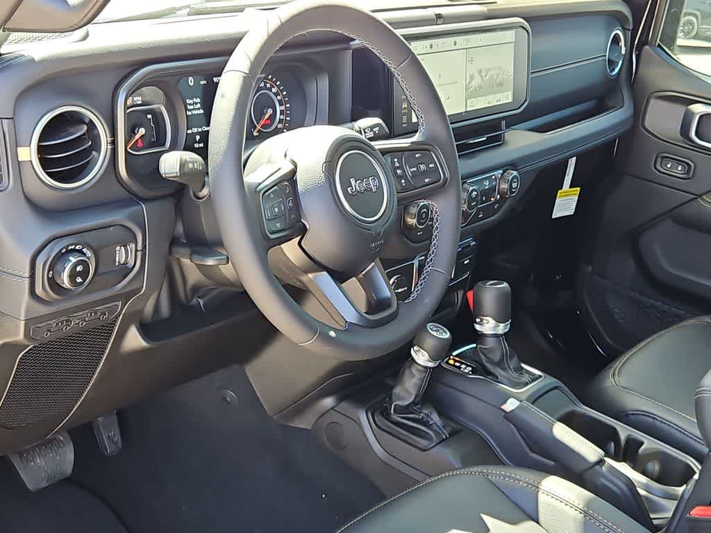 Thumbnail: 2026 Jeep Gladiator - 10