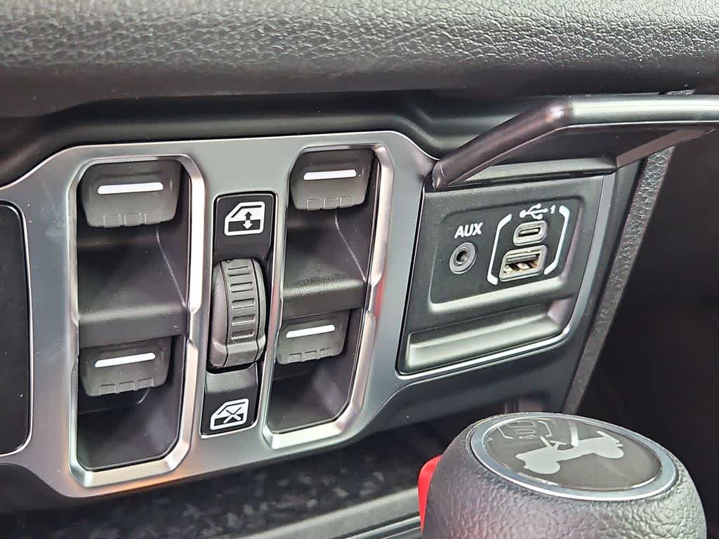 Thumbnail: 2026 Jeep Wrangler - 30