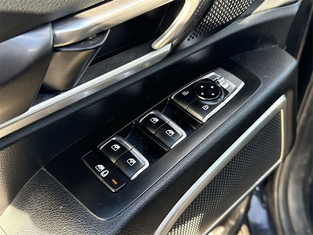 Thumbnail: 2023 Kia Telluride - 25