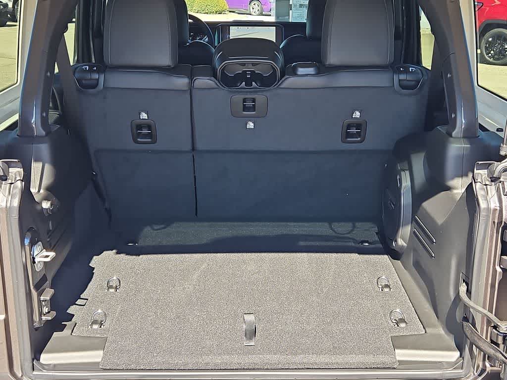 Thumbnail: 2026 Jeep Wrangler - 34