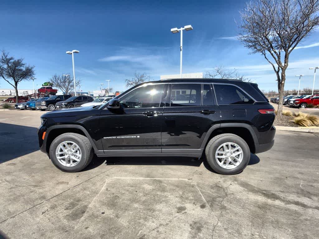 Thumbnail: 2026 Jeep Grand Cherokee - 3