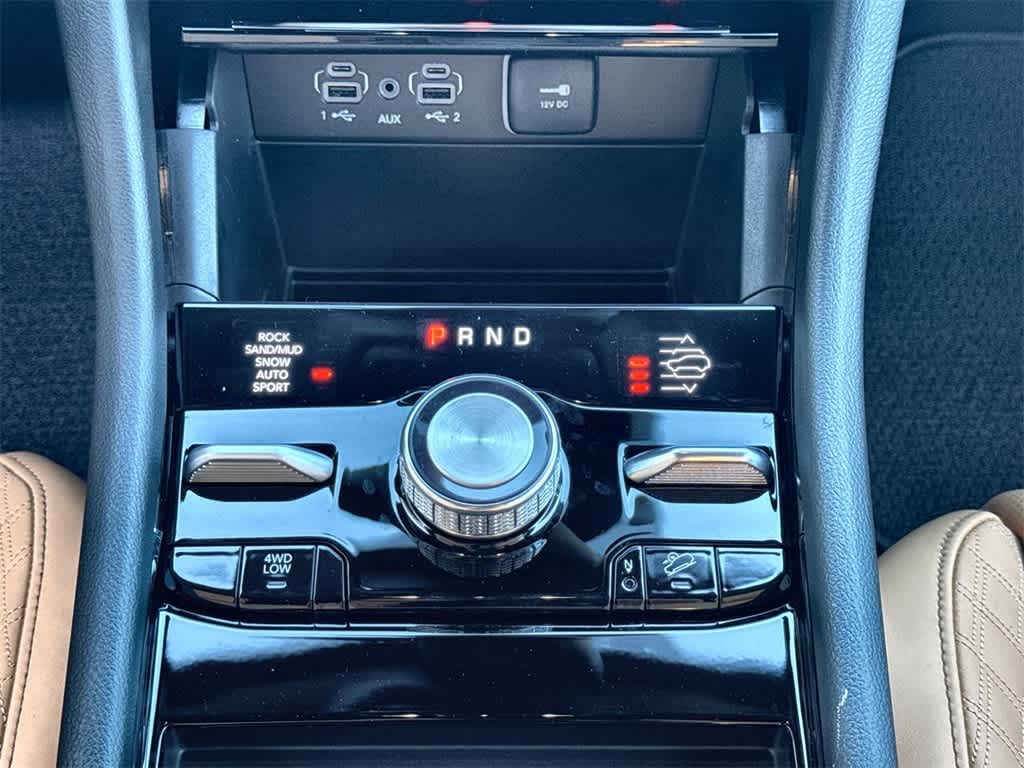 Thumbnail: 2025 Jeep Grand Cherokee L - 17