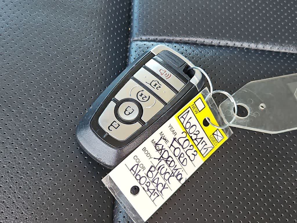 Thumbnail: 2023 Ford Expedition - 35