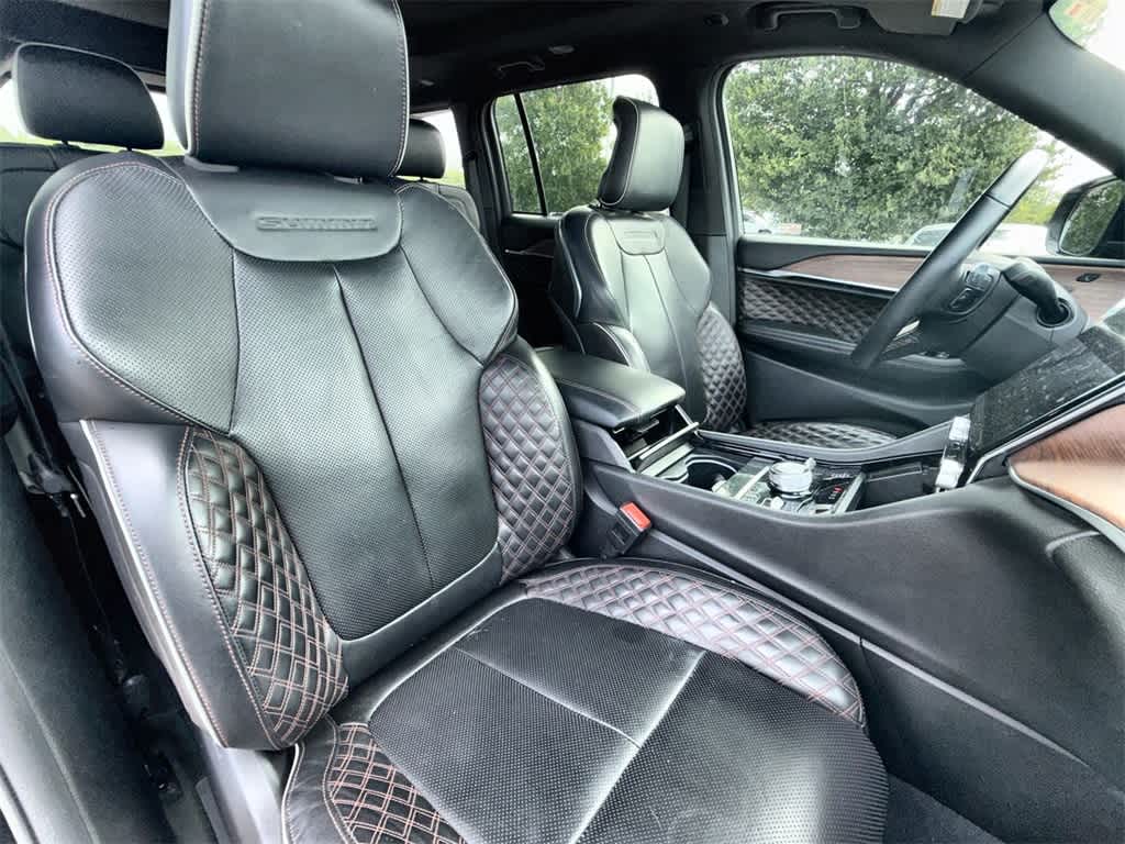 Thumbnail: 2022 Jeep Grand Cherokee - 13