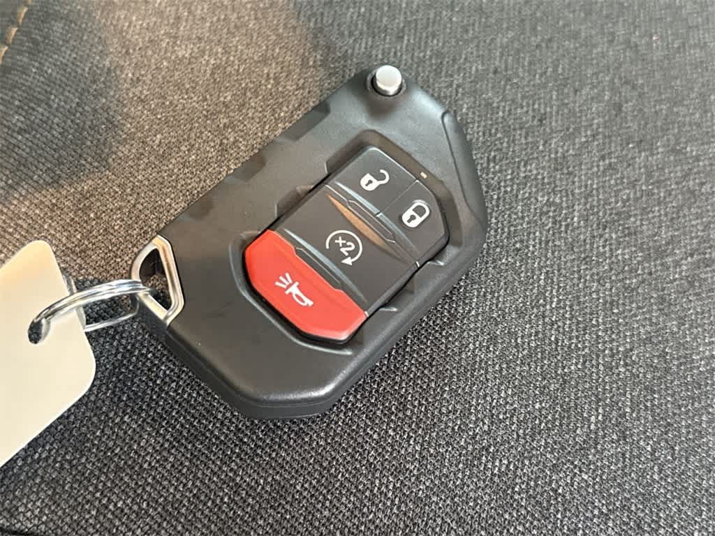 Thumbnail: 2025 Jeep Wrangler - 21