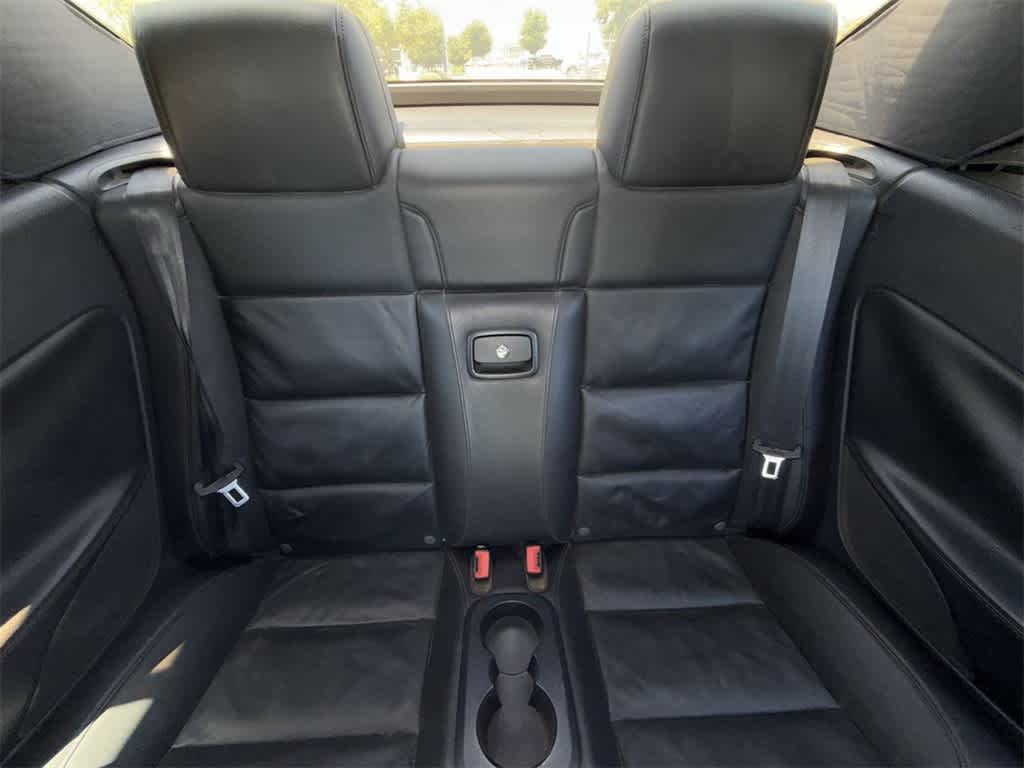 Thumbnail: 2012 Volkswagen Eos - 12