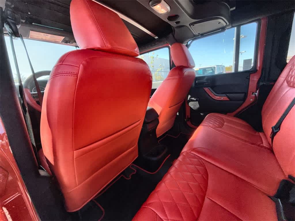 Thumbnail: 2015 Jeep Wrangler - 12