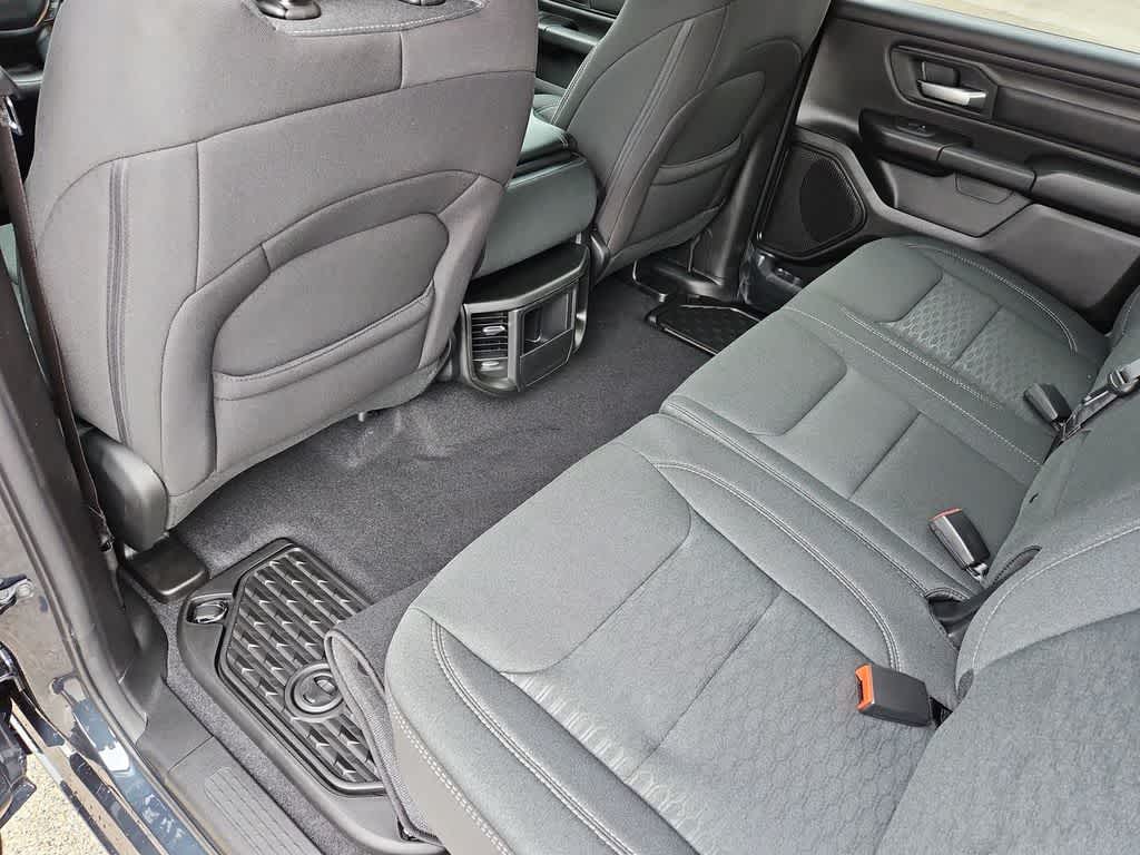 Thumbnail: 2026 RAM 1500 - 19