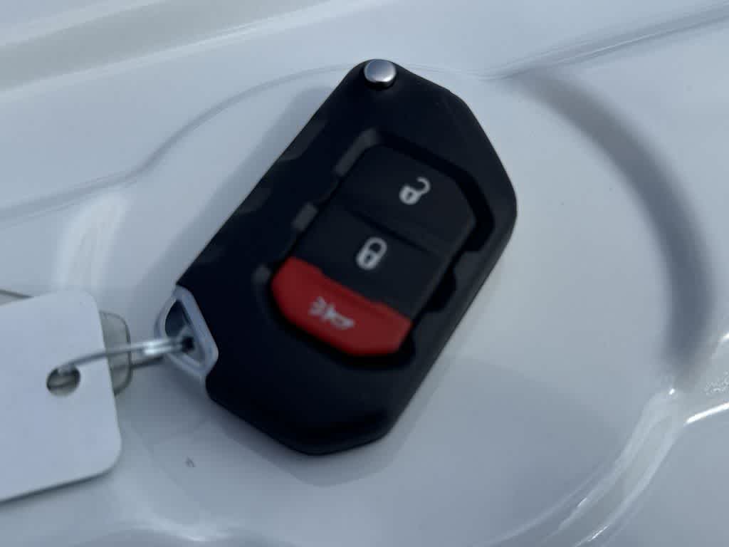 Thumbnail: 2026 Jeep Gladiator - 22